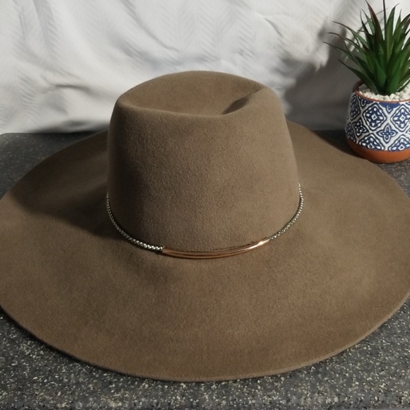 Eugenia Kim Accessories - Eugenia Kim| Floppy Hat